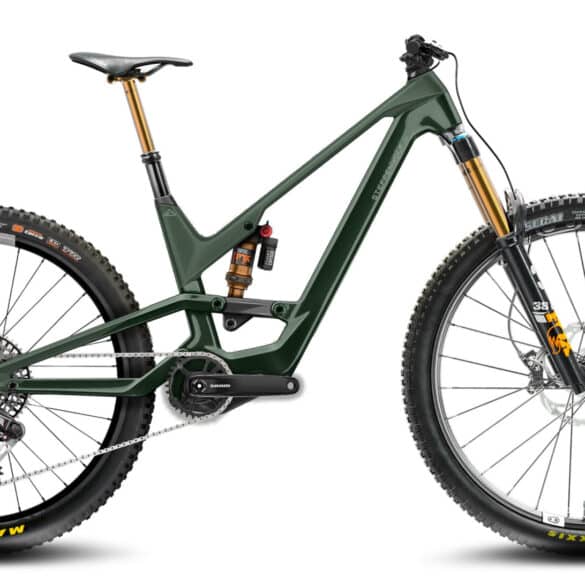 Steppenwolf Tundra Premium E-Mountainbike Seitenansicht mit Vollfederung und DJI Avinox Antrieb