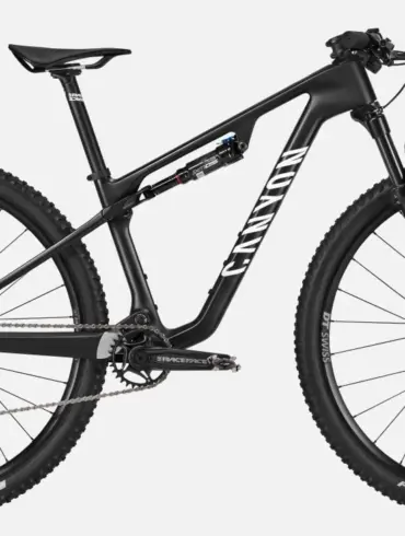 Canyon Lux World Cup CF Young Hero Carbon-Mountainbike in Schwarz, Seitenansicht