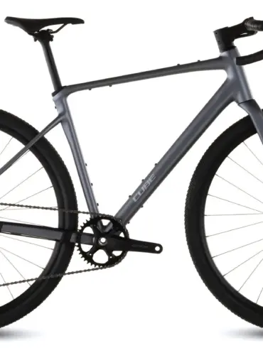 Cube Nuroad SLX ashgrey'n'grey Gravelbike in Seitenansicht auf weißem Hintergrund