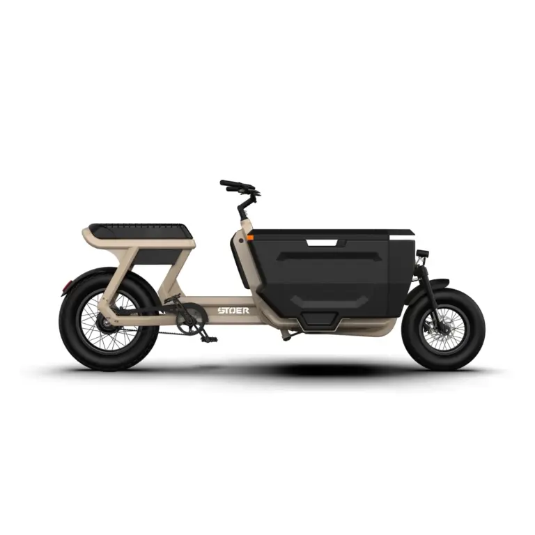 Seitenansicht des STOER CargoX E-Lastenrads mit großer Transportbox und robustem Rahmen