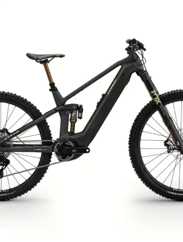 Conway Xyron LT 11.0 Full Suspension E-Mountainbike in Seitenansicht, Carbonrahmen in raw matt / black, FOX Podium USD-Gabel, große 29-Zoll-Laufräder