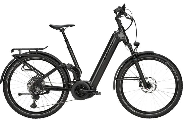 ZEMO SU-E FS 11 E-Bike in schwarzer Ausführung, seitlich fotografiert, mit Vollfederung und Gepäckträger