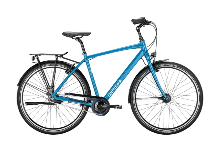 Blaues Contoura AL-2 Fahrrad mit Gepäckträger und Schutzblechen, fotografiert vor weißem Hintergrund.