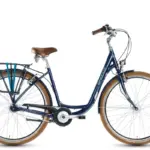 Dunkelblaues Grecos Manhattan 26 Deep Citybike mit tiefem Einstieg, braunem Sattel und braunen Reifen, im Seitenprofil auf weißem Hintergrund.