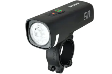 Sigma AURA 50 Frontleuchte mit Halterung, schwarze kompakte Fahrradlampe mit 50 Lux Leuchtkraft