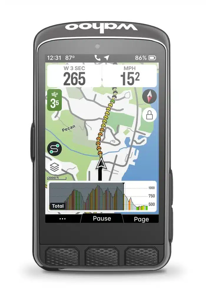 Wahoo ELEMNT ACE GPS Fahrradcomputer mit Navigationsanzeige und Leistungsdaten auf dem Display