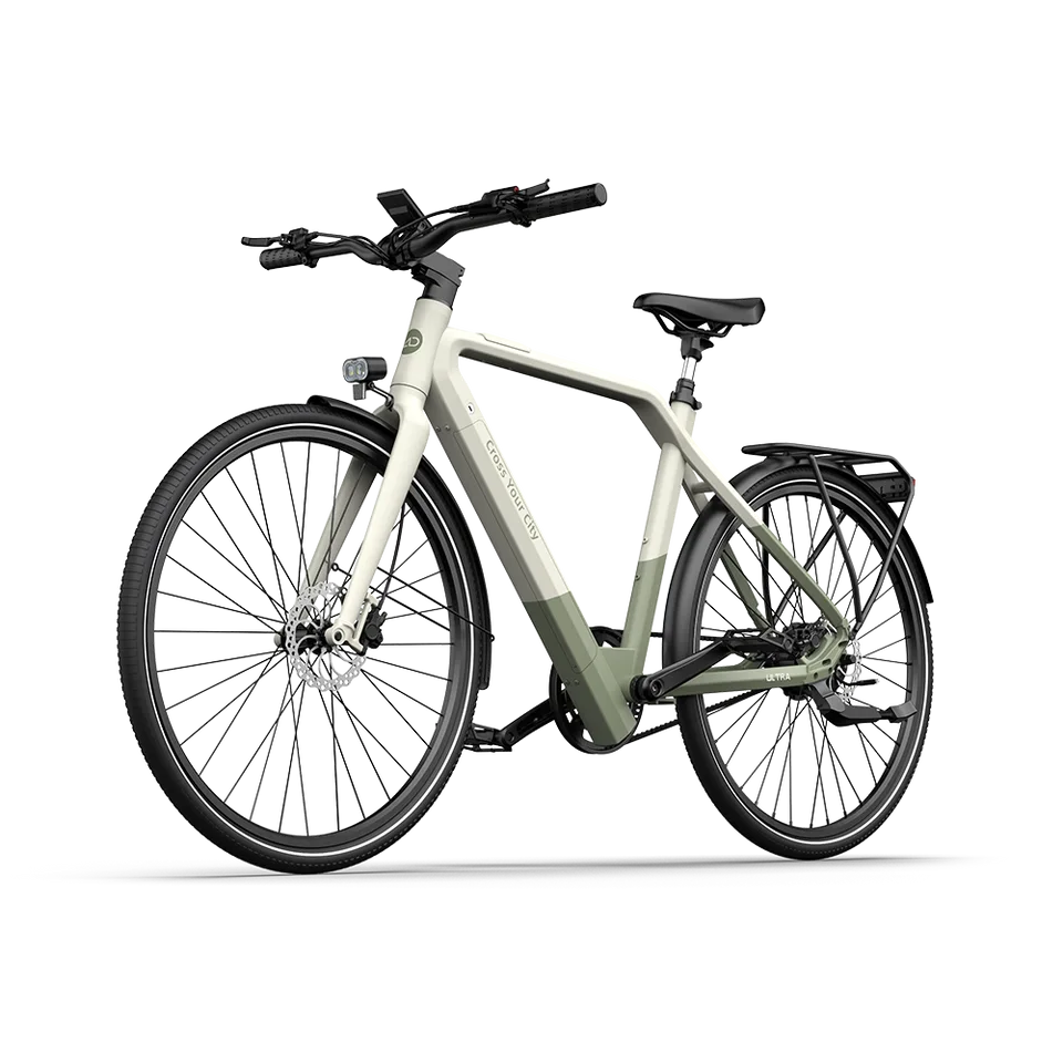Seitenansicht eines ADO AIR 30 Pro Ultra E-Bikes in hellem Rahmen mit grünen Akzenten.