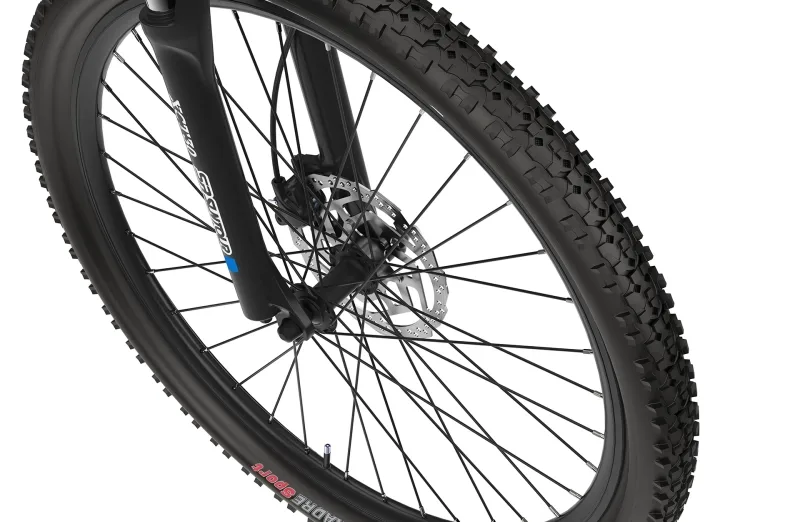 Vorderrad eines E-Mountainbikes mit schwarzer Felge, Speichen, Kenda Bereifung, hydraulischer Scheibenbremse und Suntour Federgabel.