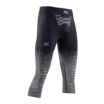 Produktfoto der X-Bionic Invent Graphics Pants 3/4 Men in Dunkelgrau mit grafischen Mustern und Logo