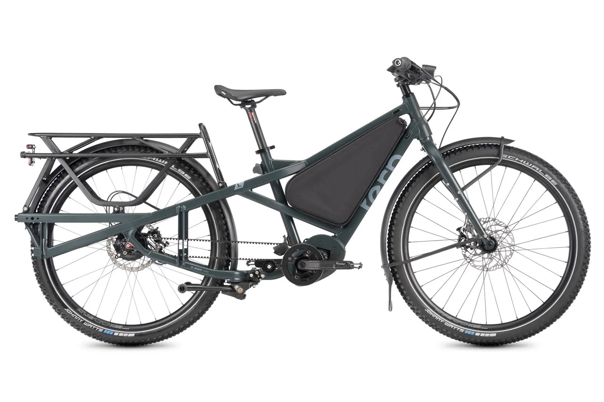 Seitenansicht des grünen Tern Orox R14 E-Bikes mit Gepäckträgern vorne und hinten, breiten Reifen und Bosch Motor.