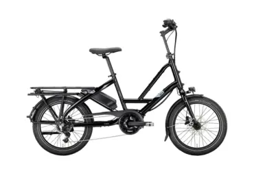 Seitliche Ansicht des schwarzen Tern Quick Haul P5i Lasten-E-Bikes mit Bosch-Motor und Akku.