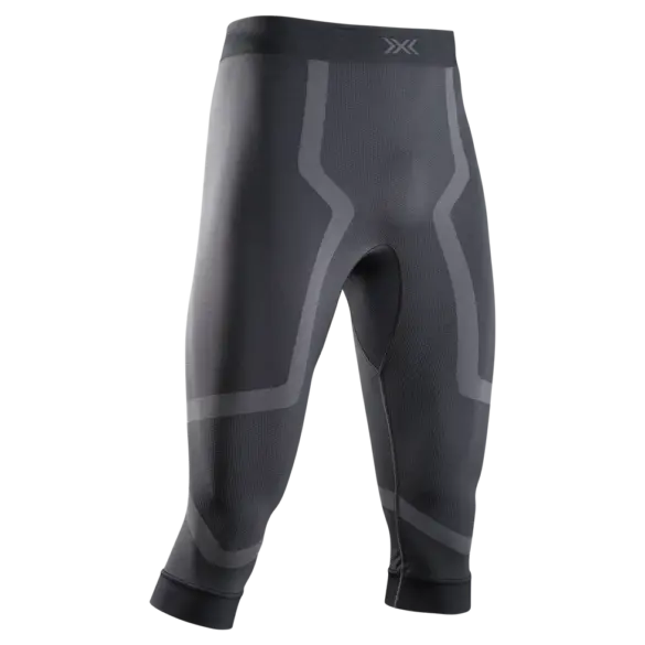 Eine anthrazitfarbene 3/4 Tight für Herren mit dunkleren grafischen Einsätzen an den Beinen und einem dezenten Logo am Bund.