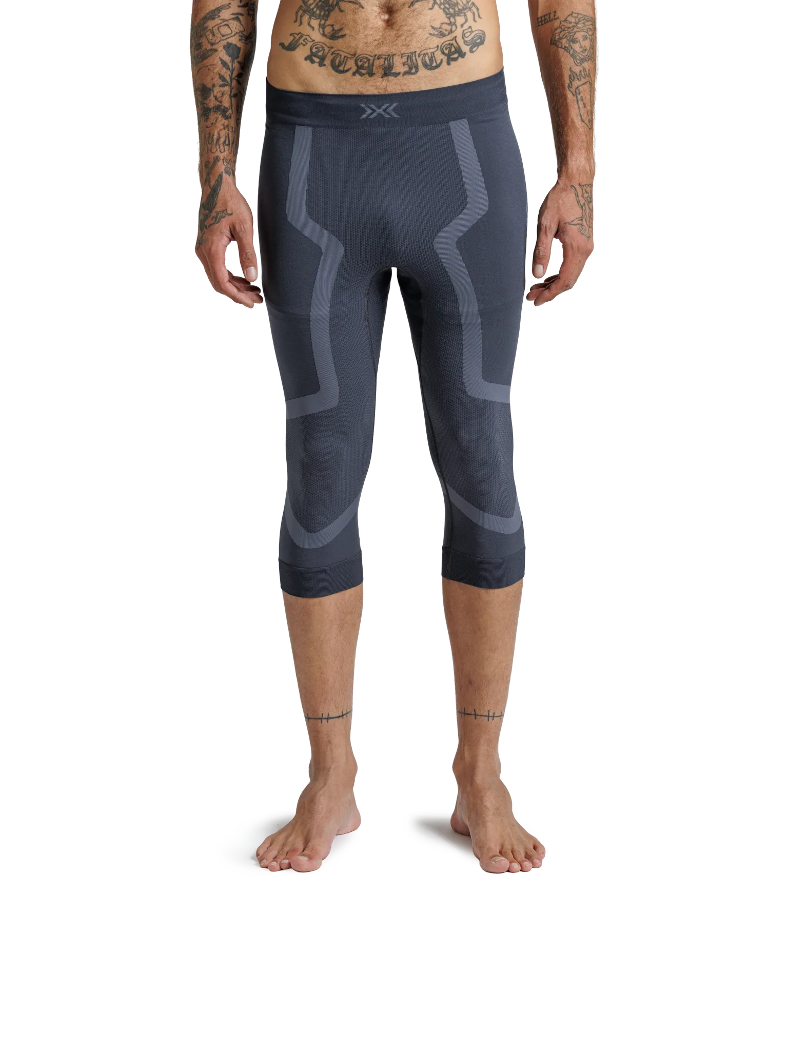Herren 3/4 Tight in Anthracite, mit grau abgesetzten Funktionszonen und dem X-Bionic Logo am Bund.
