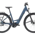 Blaues BULLS CROSS LITE EVO SX Belt 2025 E-Crossbike in Wave-Form mit Gepäckträger und Schutzblechen