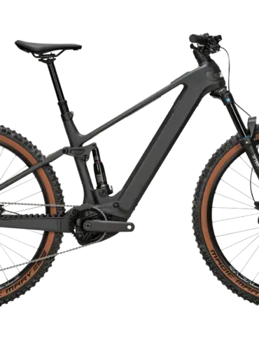 Seitenansicht eines schwarzen BULLS Sonic AM 1 2025 Diamant E-Mountainbikes.