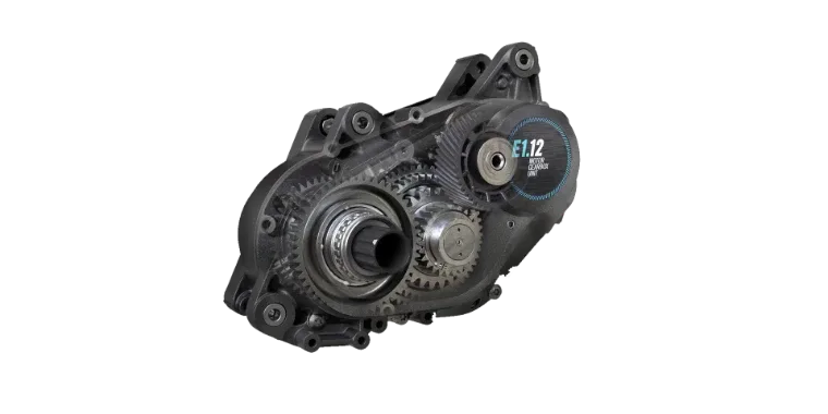 Detailaufnahme der Pinion MGU E1.12 Motor-Getriebe-Einheit mit sichtbarem Getriebe und Gehäuse.
