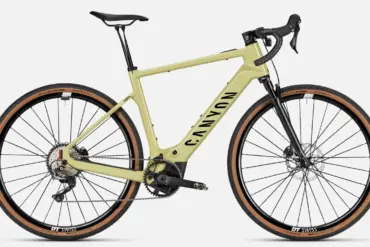 Seitenansicht eines Canyon Grizl:ONfly CF 7 E-Gravelbikes in der Farbe Grellow.