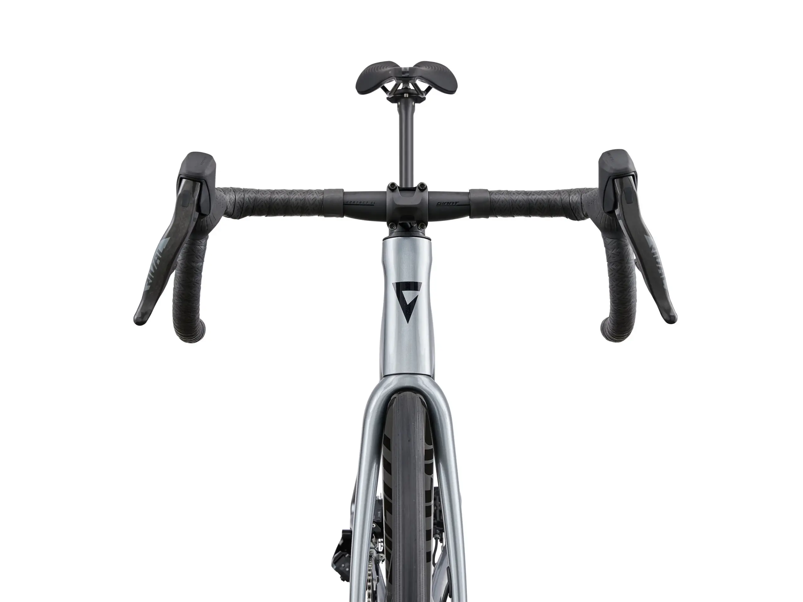 Vorderansicht des silbernen Giant TCR Advanced Pro 1 AXS Rennrads mit Fokus auf den aerodynamischen Lenker, den Contact SL AeroLight Vorbau und die SRAM Rival AXS E1 Brems-/Schalthebel.