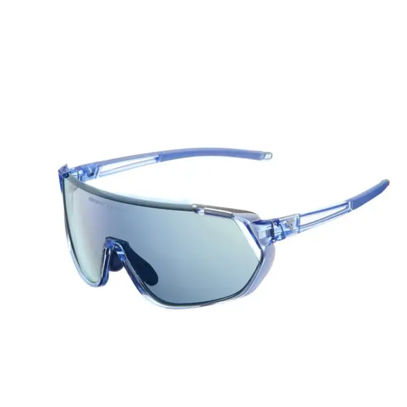 Eine blaue, halb-randlose Giant Agos Sportbrille mit spiegelnden VividVis Gläsern, auf weißem Hintergrund.