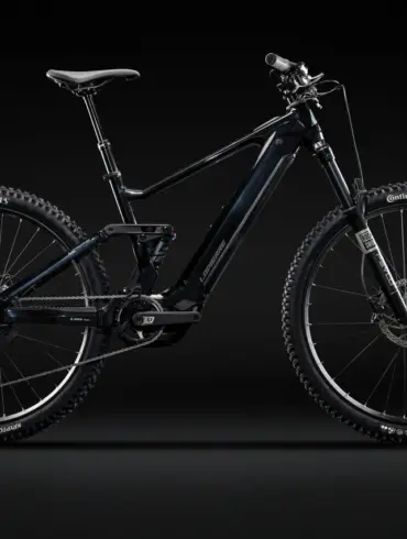 Voll gefedertes Lapierre Overvolt TR 4.6 E-Mountainbike mit Bosch Performance CX Motor