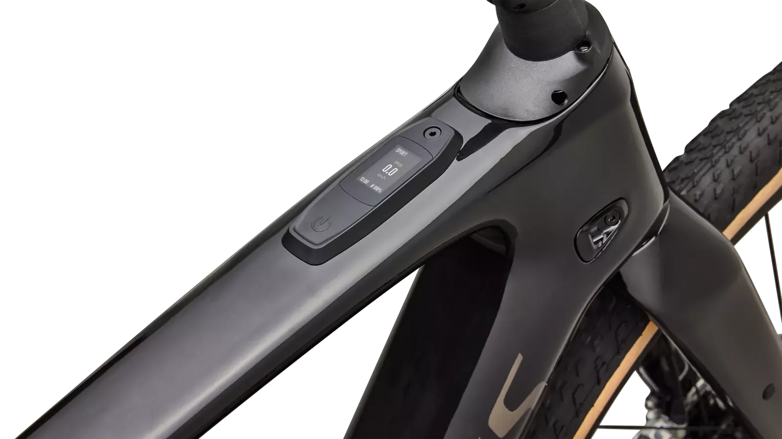 Detailaufnahme des schwarzen Rahmens eines S-Works Turbo Creo 2 E-Gravelbikes mit integriertem Display, das Geschwindigkeit und Akkustand anzeigt.