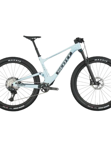 Scott Spark RC Pro Mountainbike in Azure White mit schwarzen Akzenten, detailliert gezeigt von der Seite.