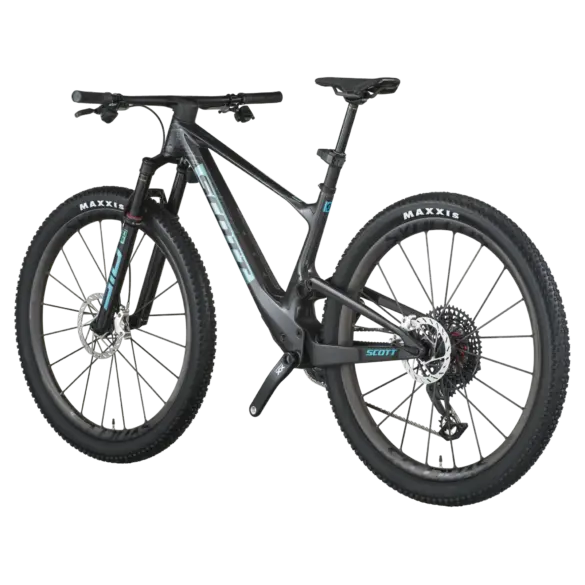Scott Spark RC SL Mountainbike von der Seite betrachtet, mit Fokus auf den Carbonrahmen und die Komponenten.