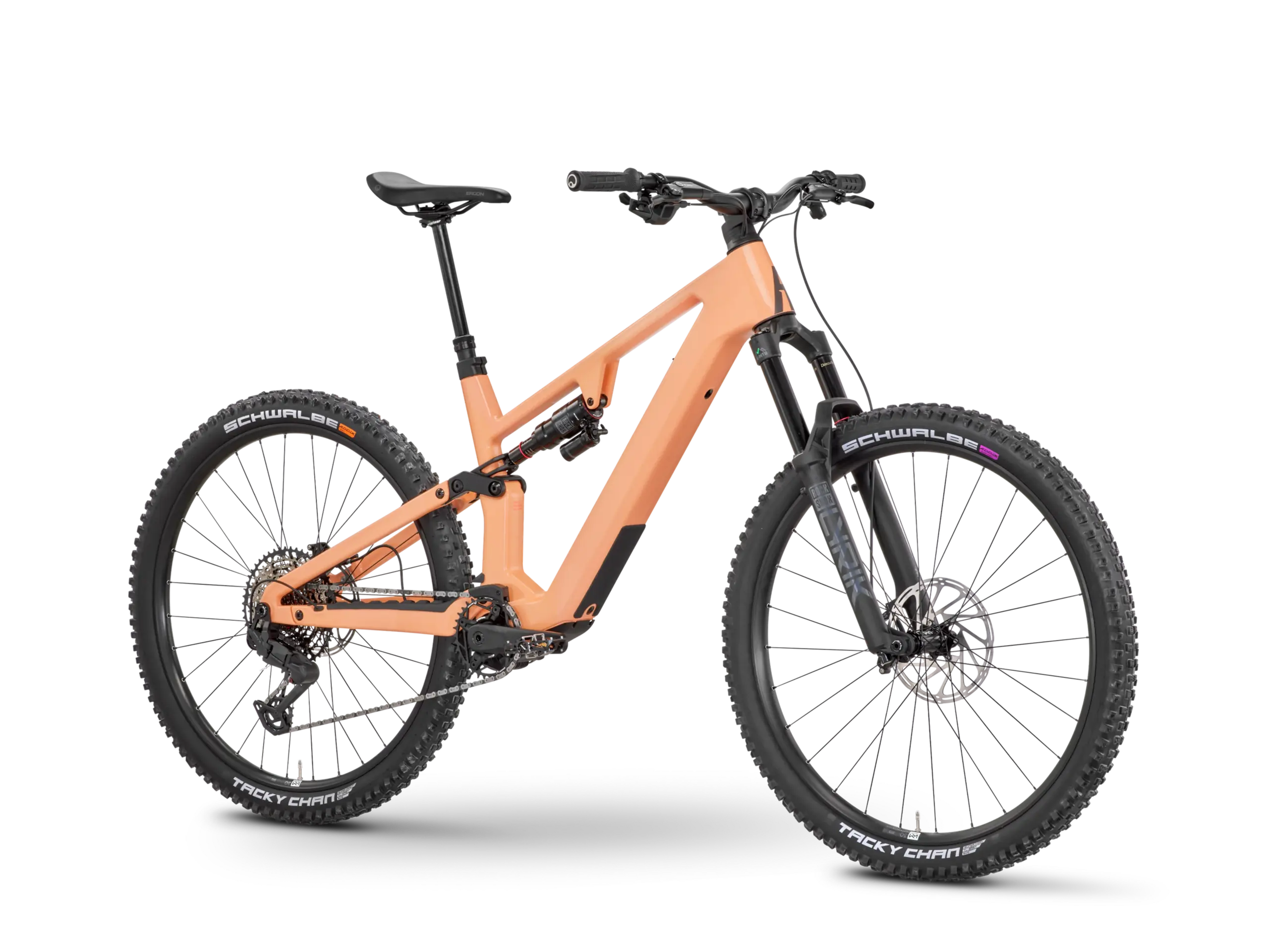Orangefarbenes Rose File Plus 70 E-MTB mit schwarzen Federungskomponenten und Reifen, das auf schwarzem Hintergrund steht.