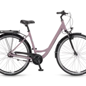 Seitenansicht eines rosafarbenen Winora Hollywood 26 Wave Citybikes mit Gepäckträger, Schutzblechen und Nabenschaltung.