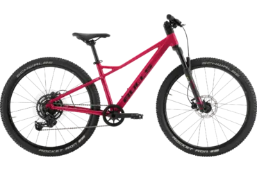 Rotes Bulls TOKEE DISC 26 Fahrrad für Kinder und Jugendliche, mit Scheibenbremsen und Mountainbike-Bereifen.