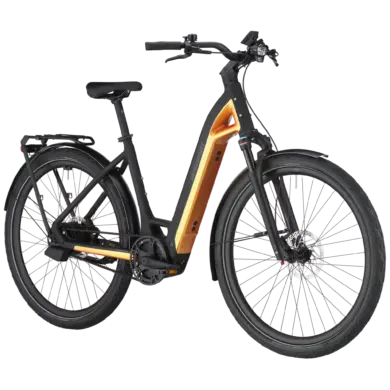 Frontansicht eines schwarzen Bergamont E-Ville 10 Belt E-Bikes mit orangefarbenem Akzent im Rahmen.